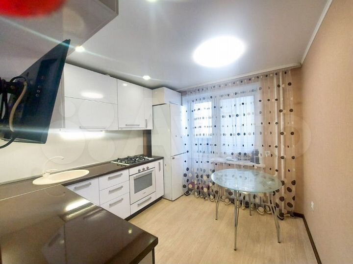 2-к. квартира, 48,7 м², 2/9 эт.