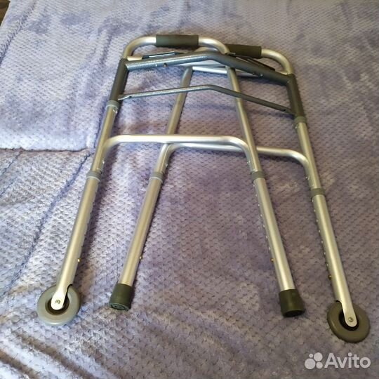 Ходунки для взрослых