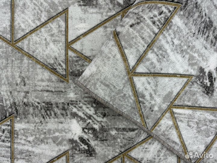 Палас 2.5 х 3м новый