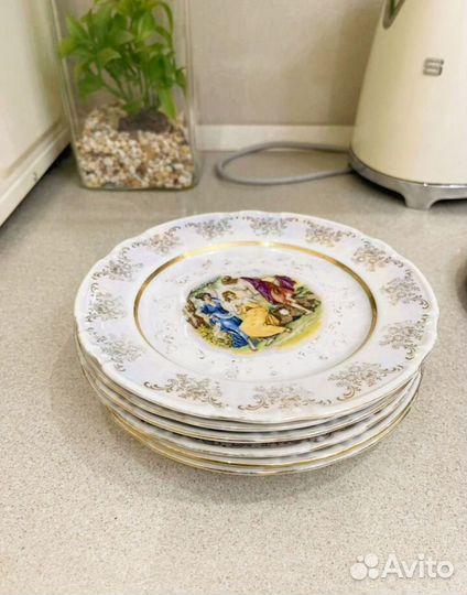 Тарелки от сервиза мадонна
