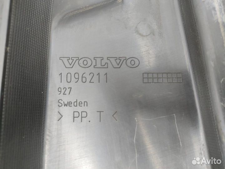 1096211 Накладка стойки кабины левой