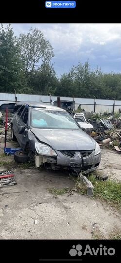 Лансер 9 на разбор