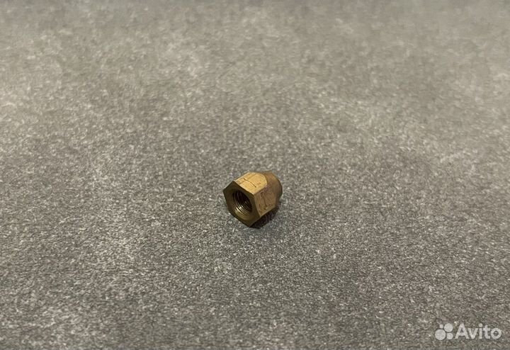 Метрическая пуля анкера электрогитары