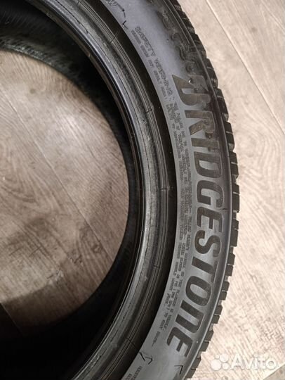 Bridgestone Blizzak LM-005 225/50 R18