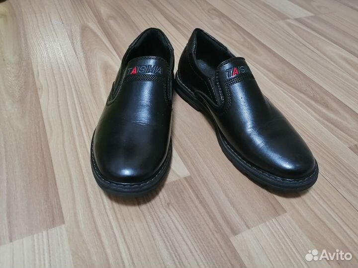 Костюм тройка, ботинки