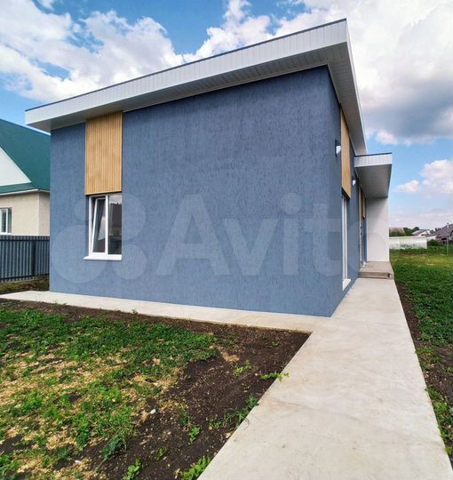 Дом 93 м² на участке 8 сот.