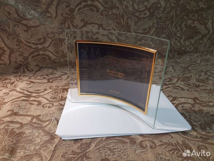 Фоторамка стеклянная полукруглая в коробке