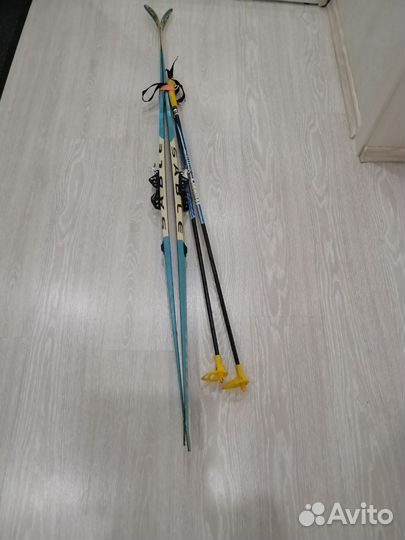 Беговые лыжи с палками пластик детские