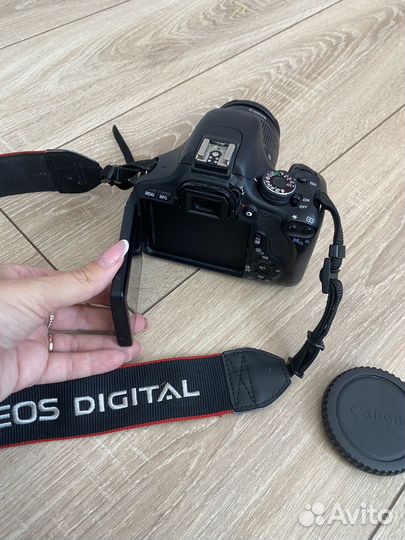 Фотоаппарат Canon eos 600d