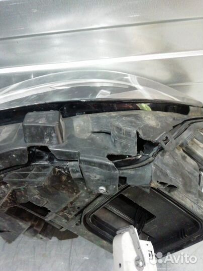 Фара левая Mercedes-Benz Gla-Class X156 2014-Н.в