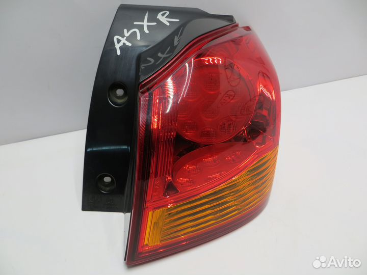 Фонарь задний правый Mitsubishi ASX