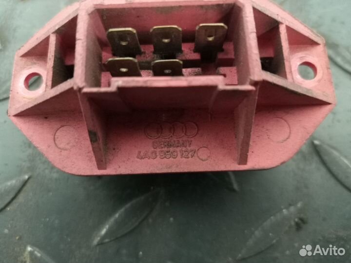 Резистор отопителя для Audi 100 C4