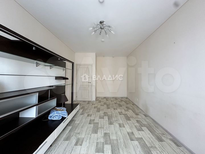 1-к. квартира, 44 м², 7/25 эт.