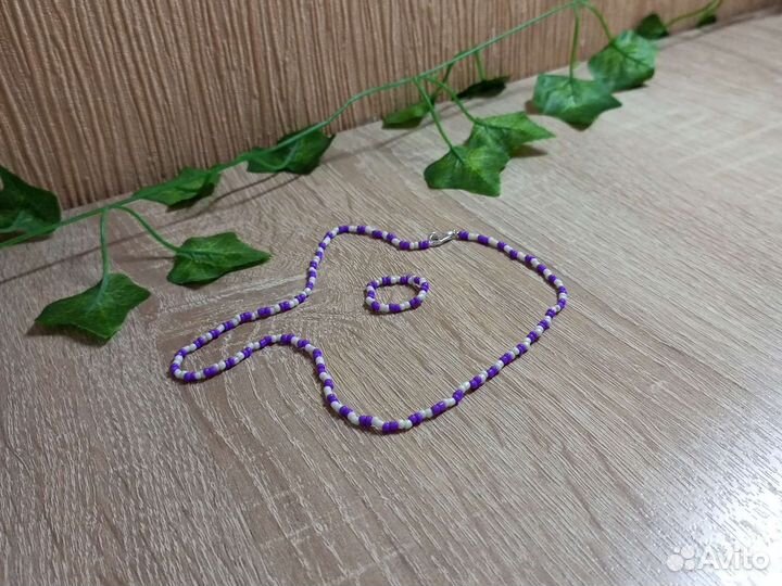 Набор украшений из бисера 