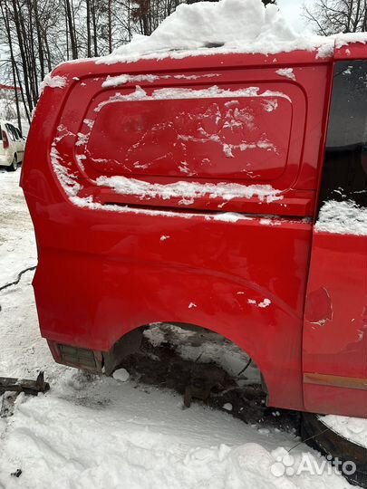 Четверть право зад grand starex