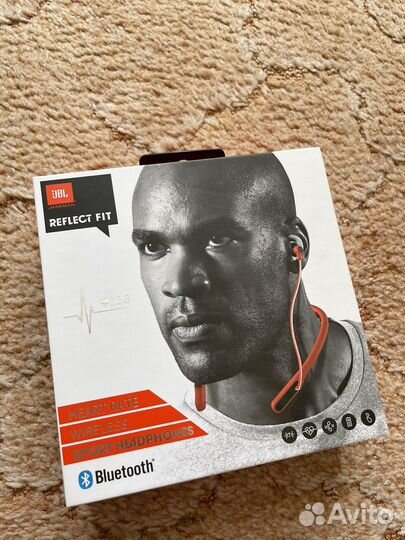 Спортивные беспроводные наушники