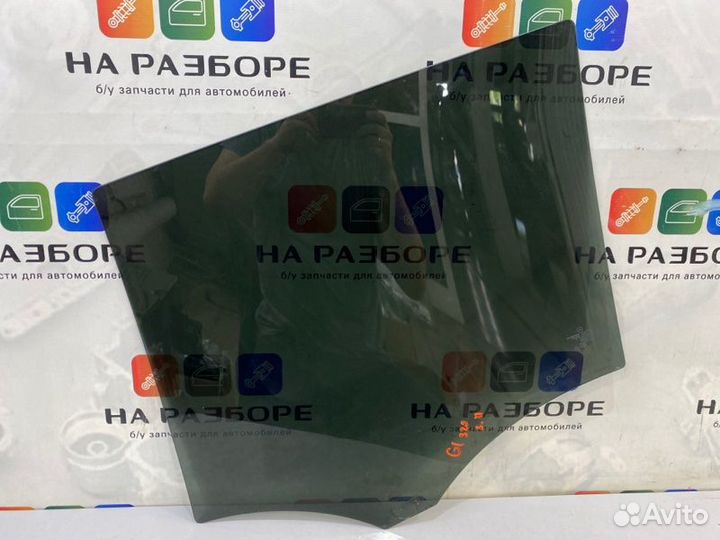 Стекло двери заднее правое Mercedes-Benz Gl-Class