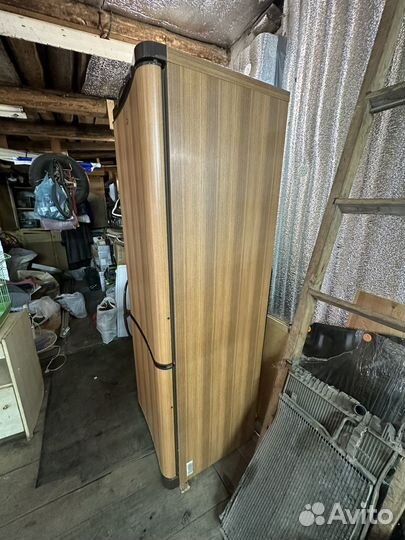 Холодильник indesit