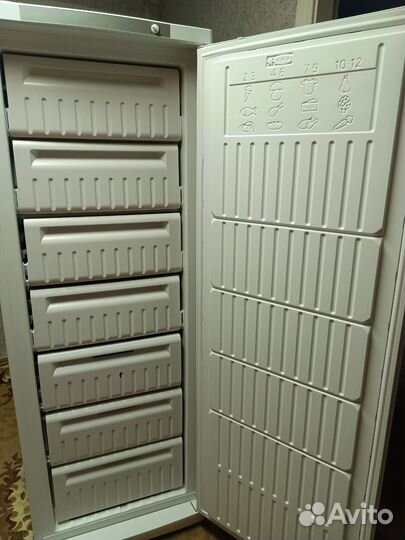 Морозильная камера Leran