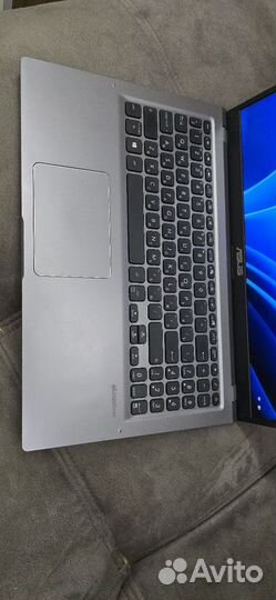 Ноутбук Asus vivobook 15.6