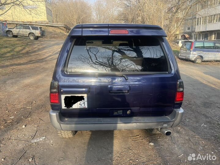 Спойлер с парковочным зеркалом на surf 185