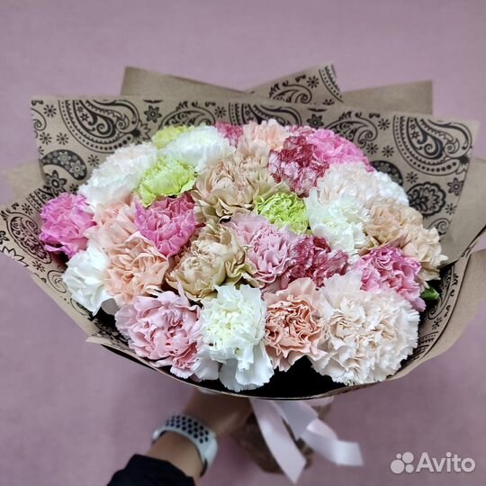 Букет из разноцветных диантусов 21 шт