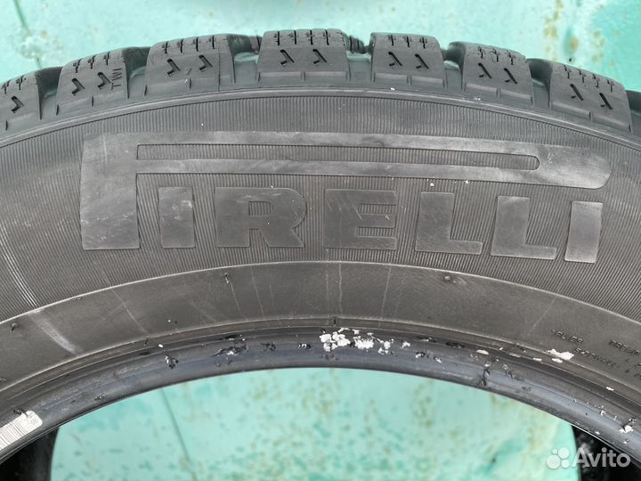 Pirelli Ice Zero 205/60 R16 96T