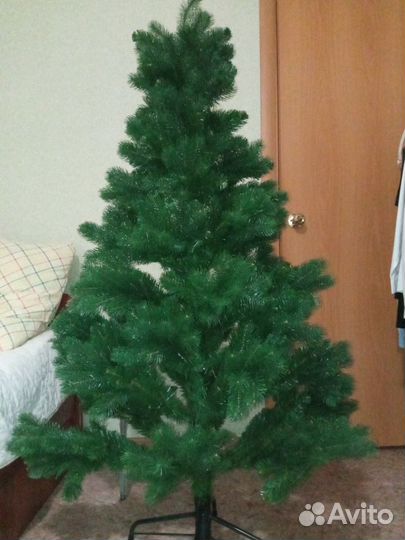 Елка искусственная