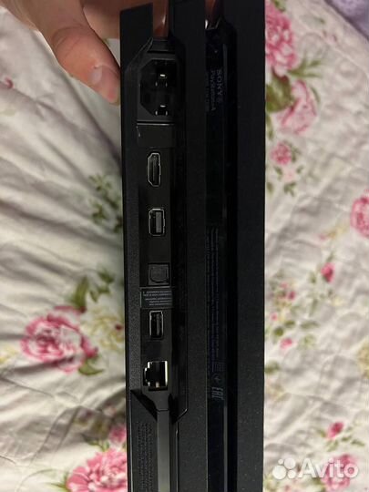 Sony PS4 pro 1tb