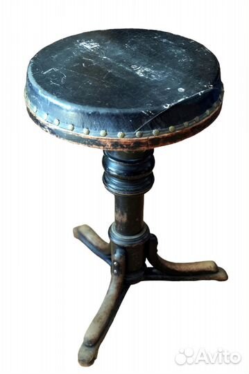 Винтовой стул фабрики братьев Тонет 1914