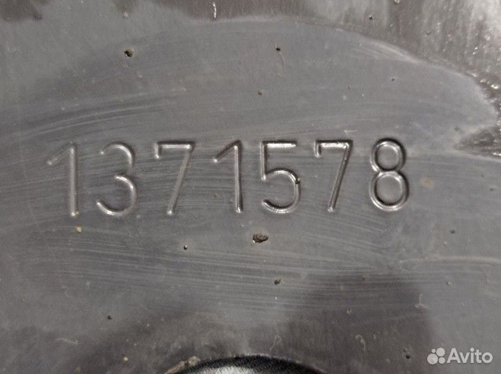 Кронштейн переднего амортизатора