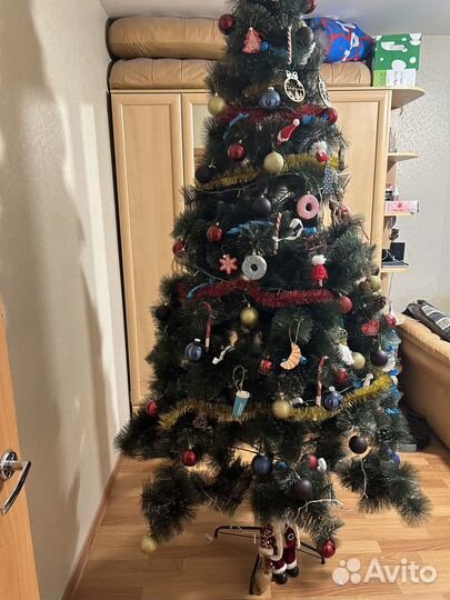 Елка искусственная