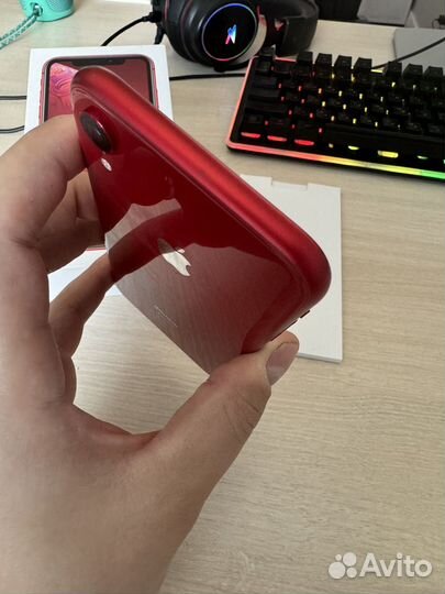 iPhone Xr, 64 ГБ