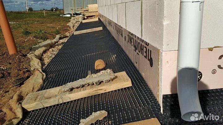 Мембрана профилированная для фундамента с завода с