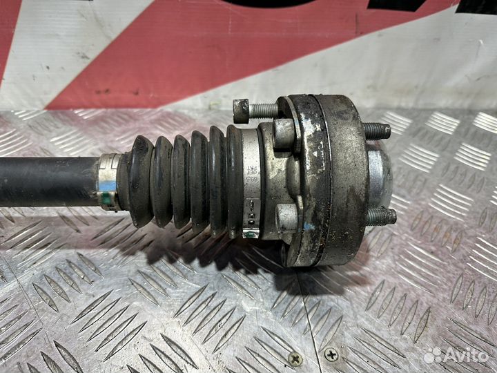 Привод задний правый Cadillac Cts 2 07-14г