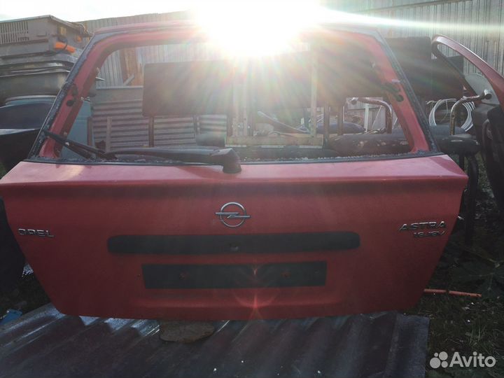Дверь на opel astra