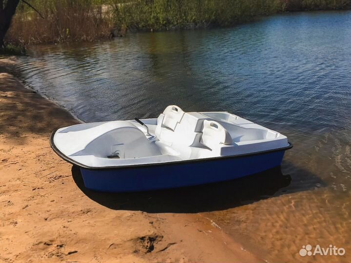 Водный катамаран