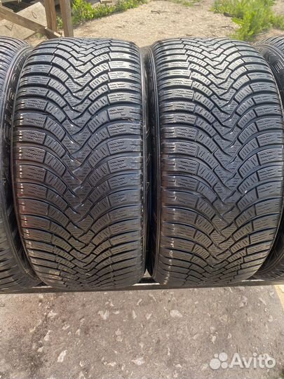 Falken Eurowinter HS01 255/45 R18