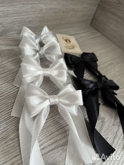 Школьные банты на резинках и заколках