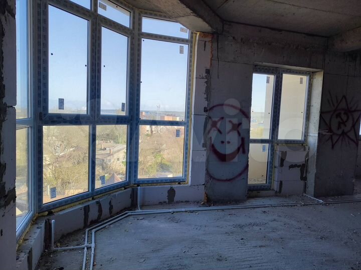 3-к. квартира, 91 м², 5/8 эт.
