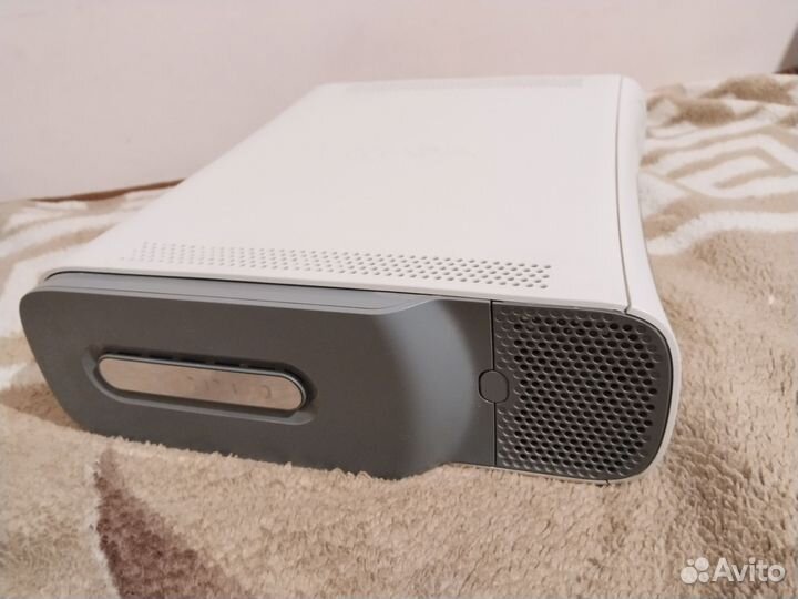 X box 360 60GB FAT +2 геймпада