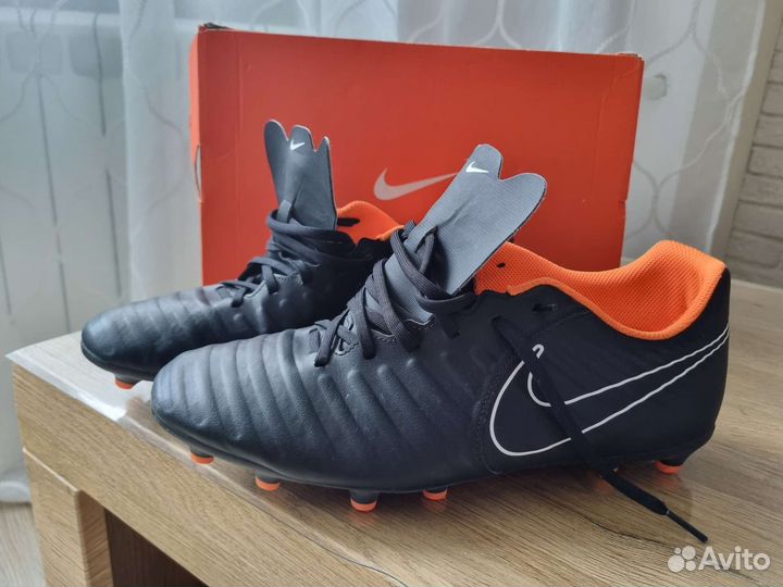 Футбольные бутсы nike tiempo legend 7 club fg