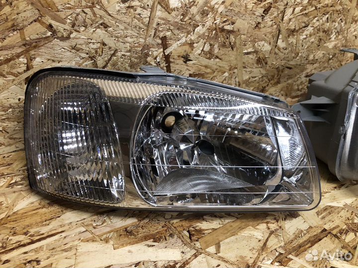Фара Хенде Акцент Тагаз правая левая