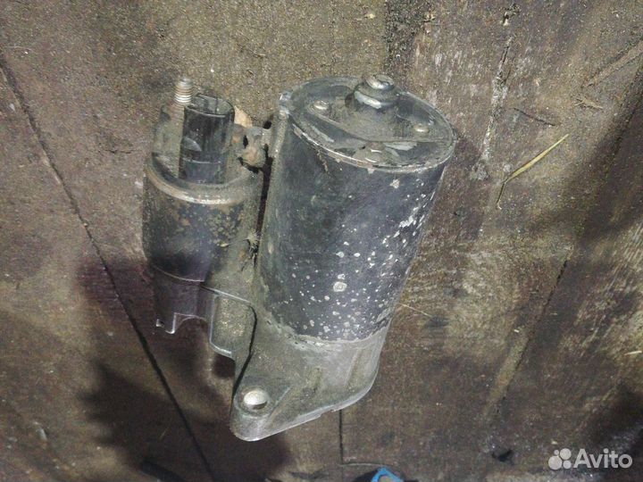 Стартер Тойота Карина Е