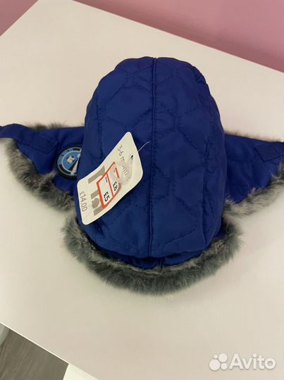 Шапка и варежки mothercare