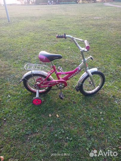 Детский велосипед бу четырёх колесный