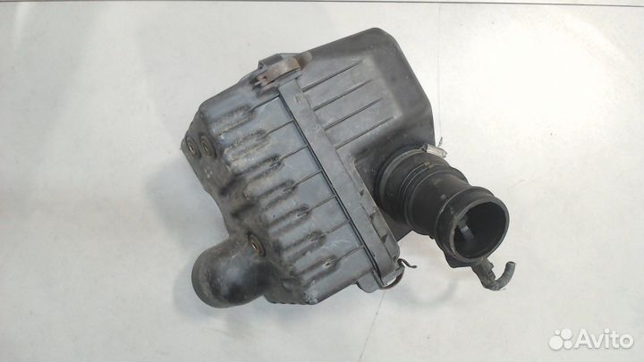 Корпус воздушного фильтра Hyundai Santa Fe, 2004