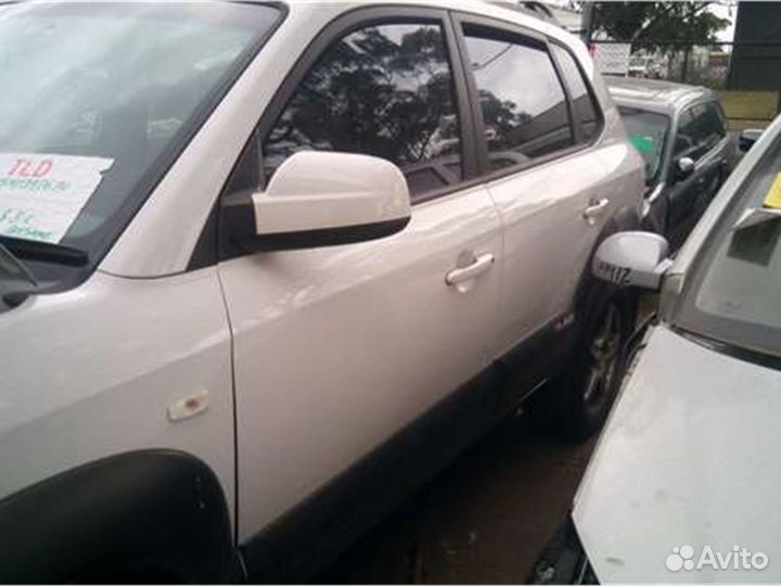 Разбор на запчасти Hyundai Tucson 1