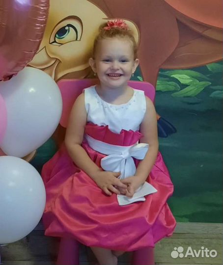 Платье праздничное