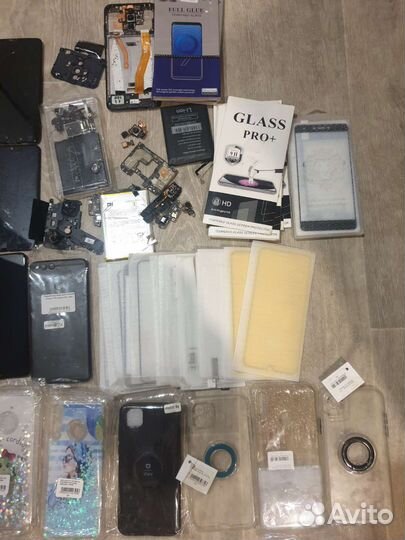 Экраны для телефонов и чехлы цена за лот